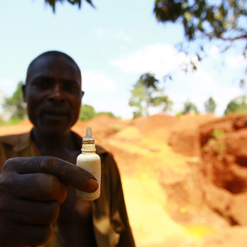 Gold-miner-with-mercury-BioVision-Africa